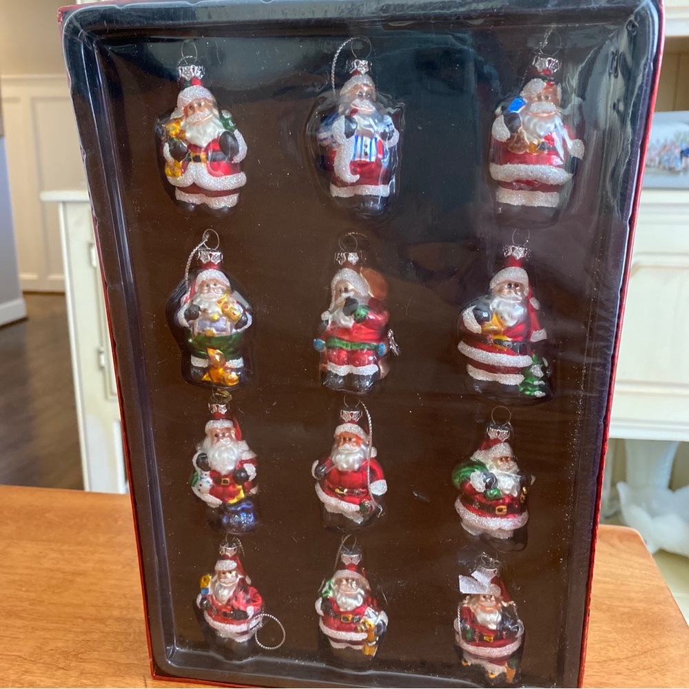 Glass Santa Christmas Tree Ornaments New in clear wrap. Box Of 12  Adorable